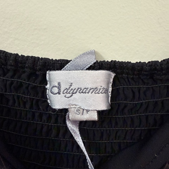 Dynamite Black Ruched Top - Picture 2 of 4